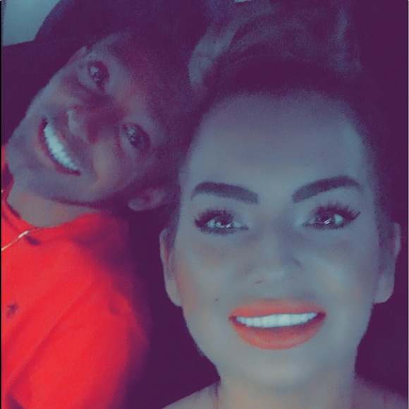 Meet your Posher, Tara - Picture 1 of 1